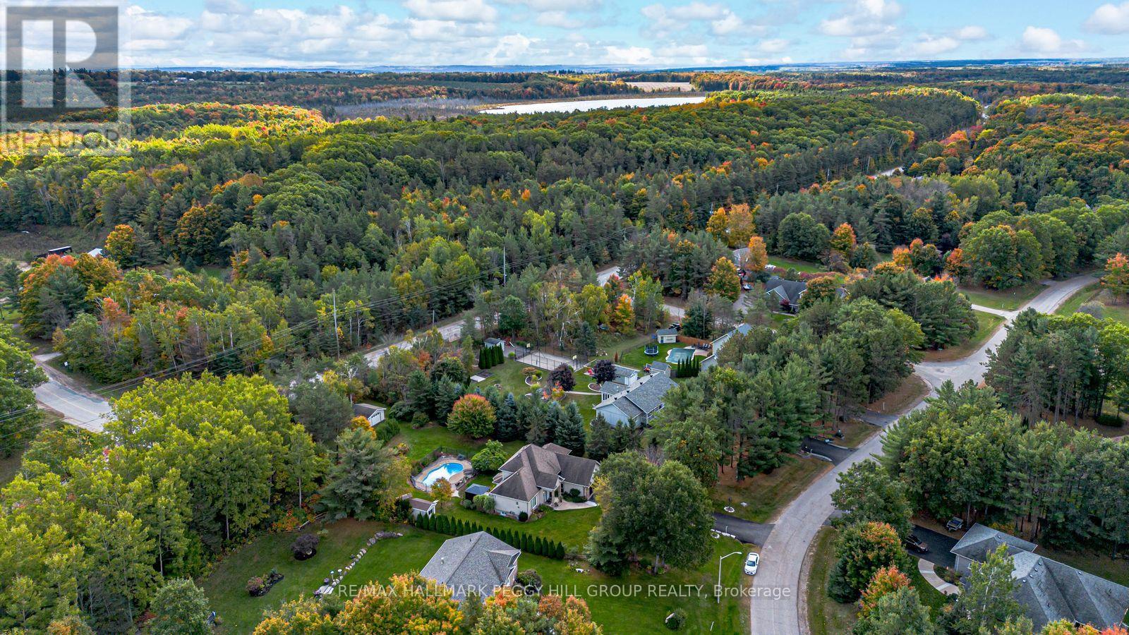 127 Goldfinch Crescent, Tiny, Ontario  L0L 2J0 - Photo 28 - S12485231