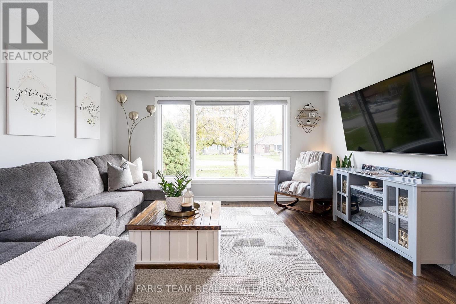 32 Burbank Place, Barrie (Wellington), Ontario  L4M 2S8 - Photo 14 - S12485262