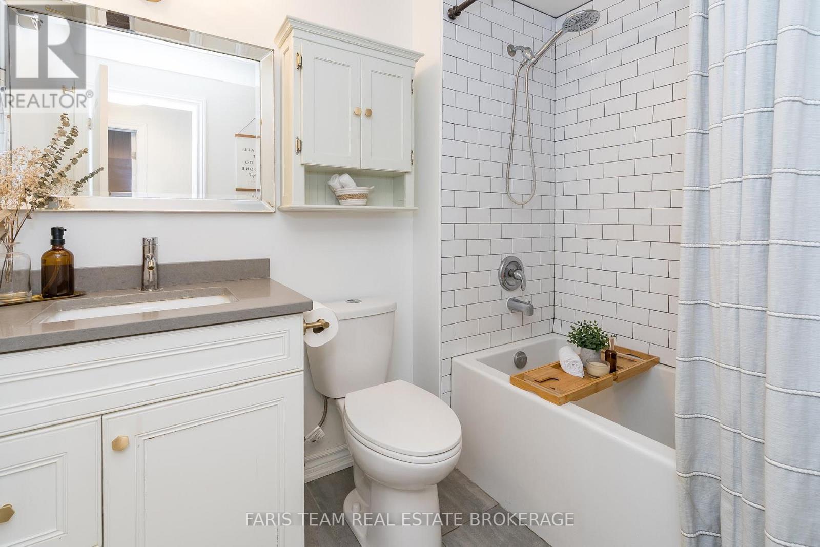 32 Burbank Place, Barrie (Wellington), Ontario  L4M 2S8 - Photo 21 - S12485262