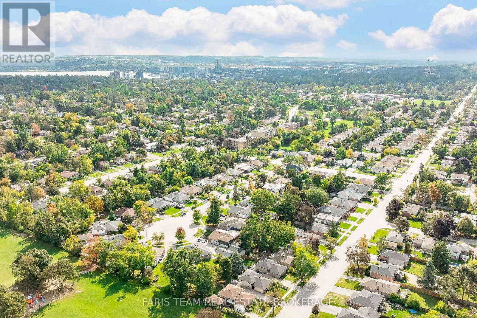 32 Burbank Place, Barrie (Wellington), Ontario  L4M 2S8 - Photo 50 - S12485262