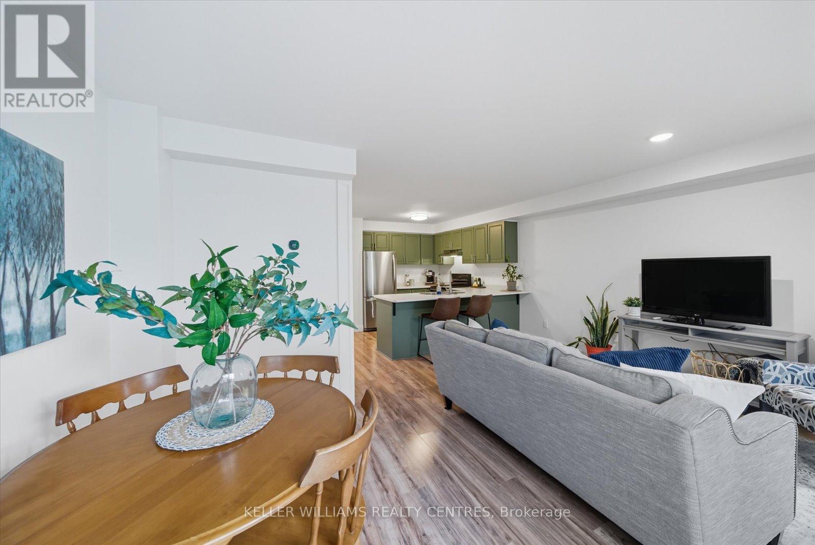 131 Leslie Avenue, Barrie (Holly), Ontario  L4N 9P2 - Photo 17 - S12485290