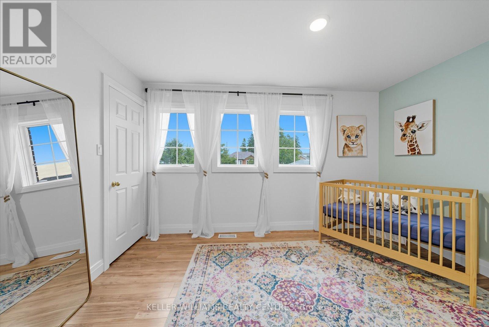 131 Leslie Avenue, Barrie (Holly), Ontario  L4N 9P2 - Photo 23 - S12485290