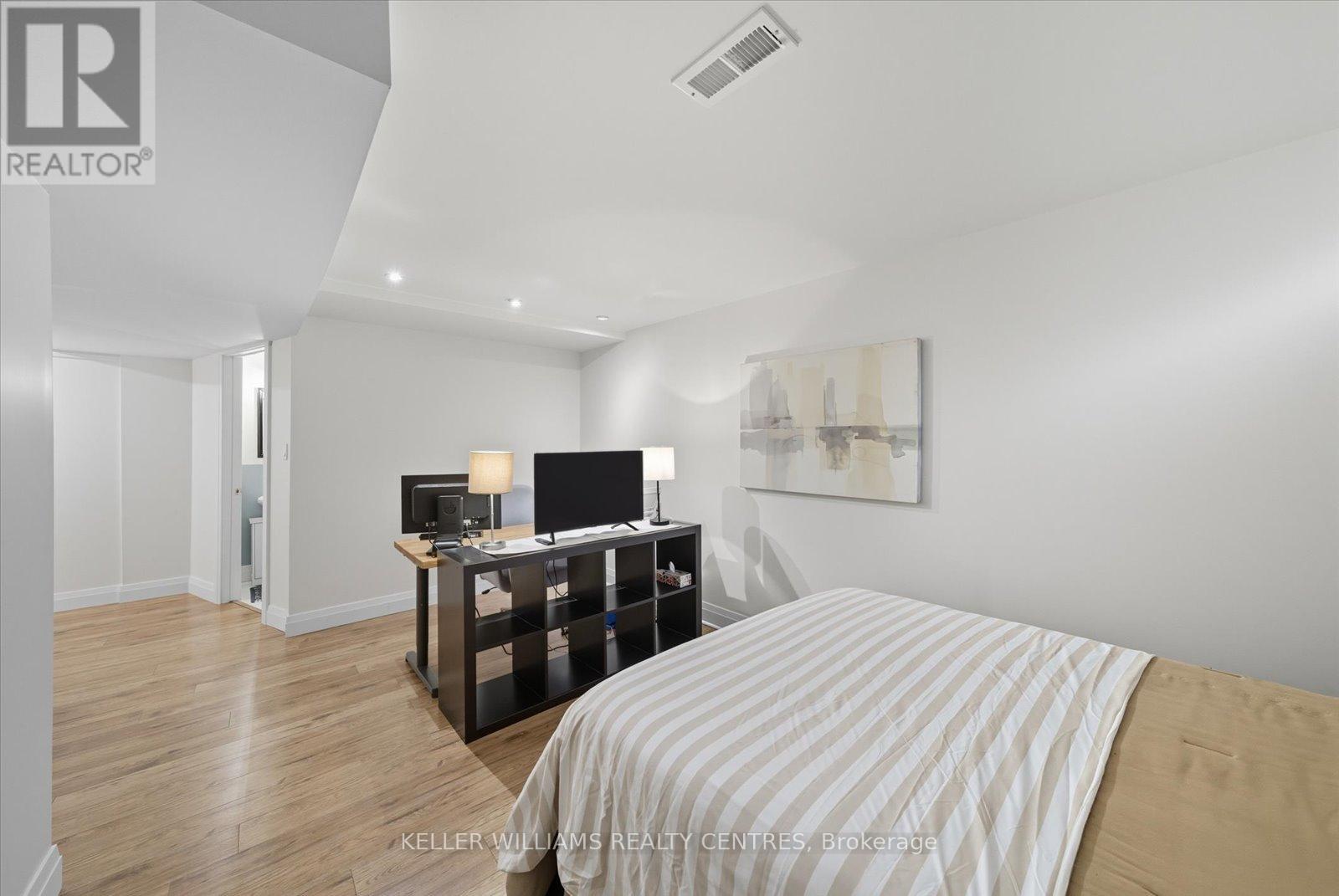 131 Leslie Avenue, Barrie (Holly), Ontario  L4N 9P2 - Photo 28 - S12485290