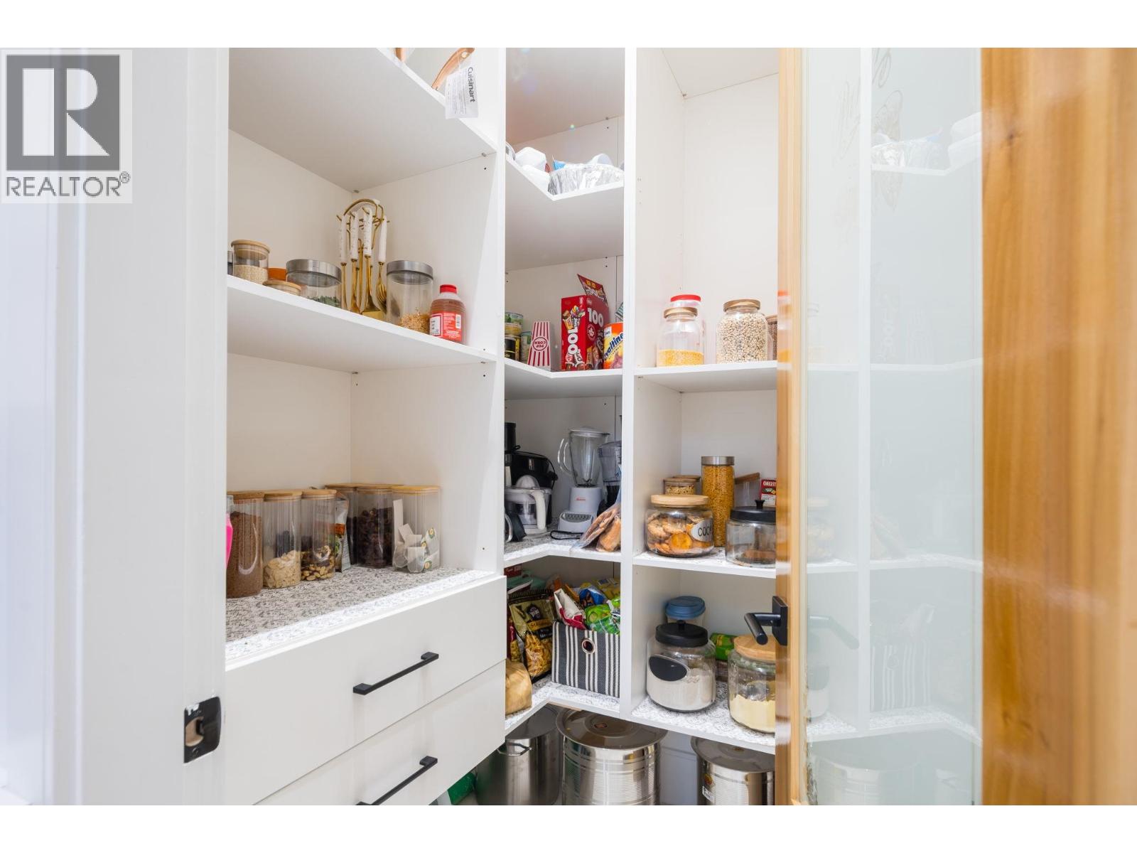 5385 Shelby Court, Burnaby, British Columbia  V5G 1V3 - Photo 13 - R3062404