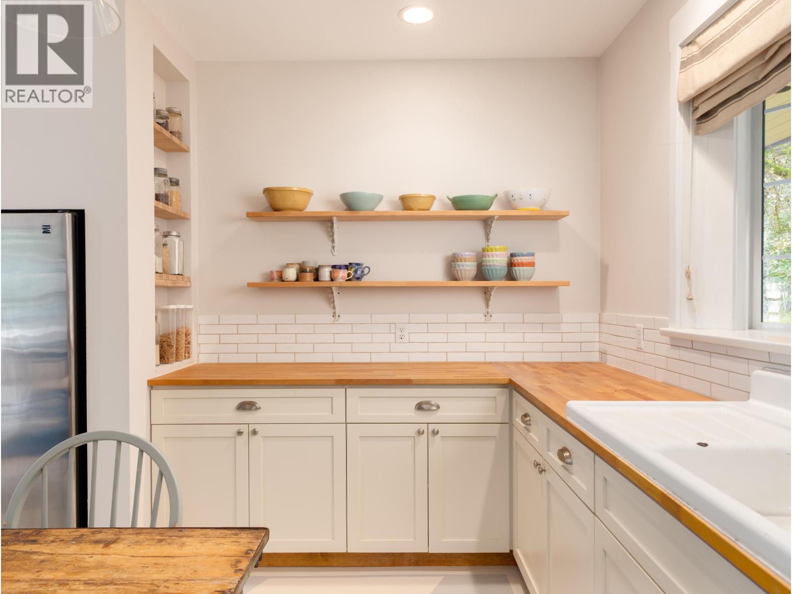 1245 Miller Road, Bowen Island, British Columbia  V0N 1G1 - Photo 11 - R3062412