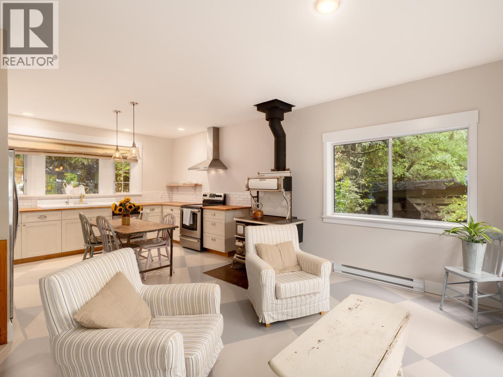 1245 Miller Road, Bowen Island, British Columbia  V0N 1G1 - Photo 12 - R3062412