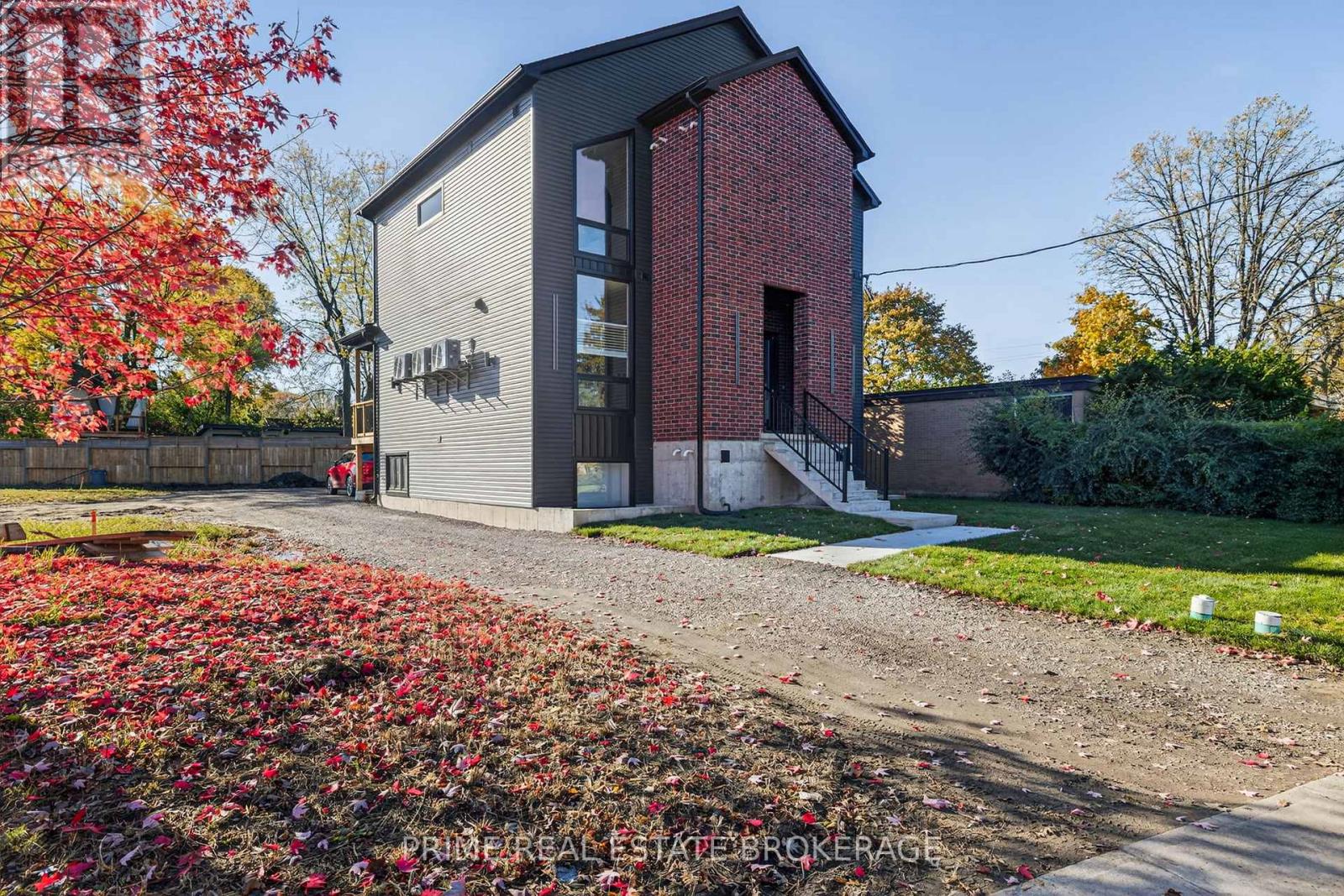 3 - 417 Baseline Road E, London South, Ontario  N6C 2P5 - Photo 2 - X12308229