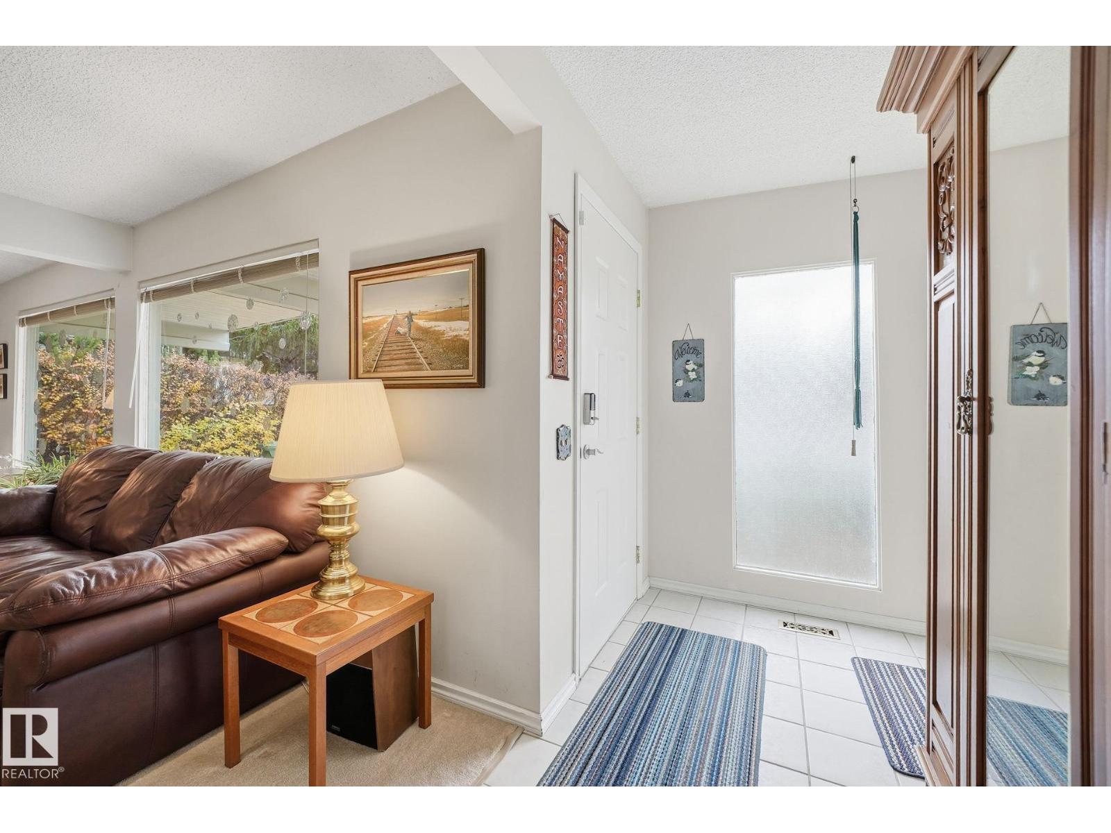 19 Greenbrier Cr, St. Albert, Alberta  T8N 1A2 - Photo 5 - E4463726