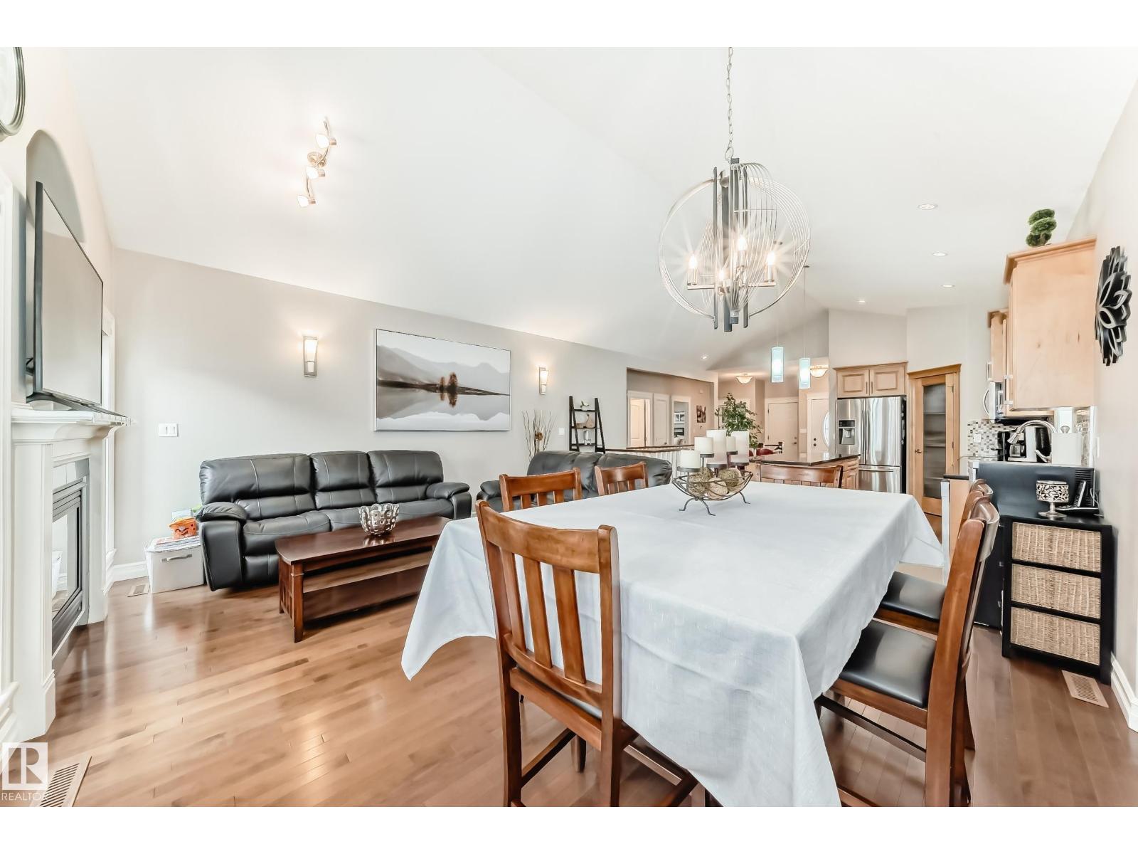 Property at 17052 71 ST NW image 3