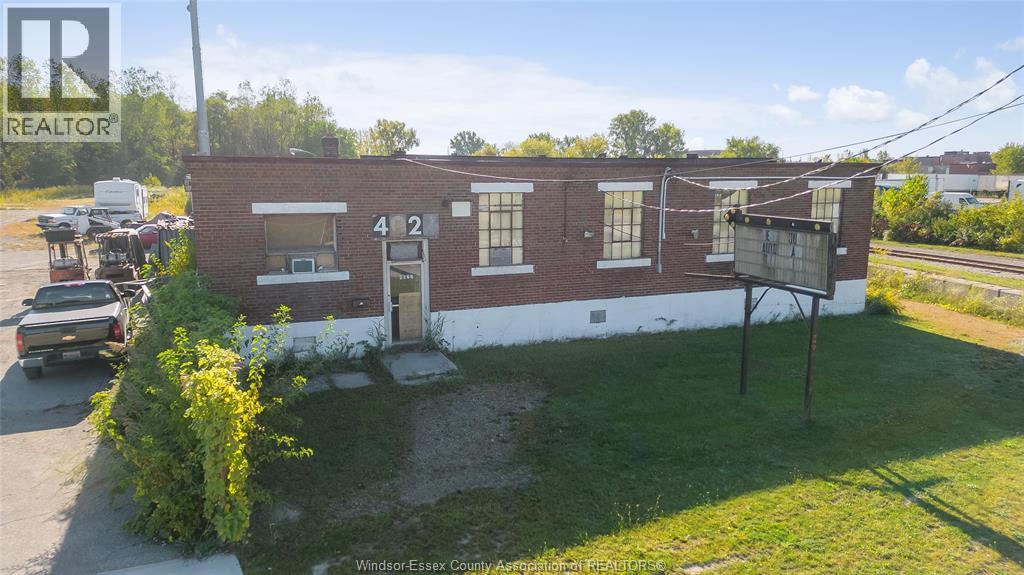 4027 Sandwich Street, Windsor, Ontario  N9C 1C3 - Photo 4 - 25024708