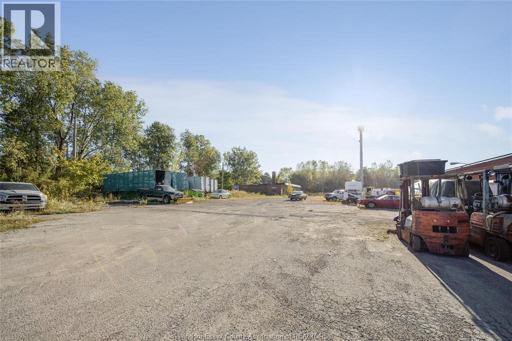 4027 Sandwich Street, Windsor, Ontario  N9C 1C3 - Photo 11 - 25024708