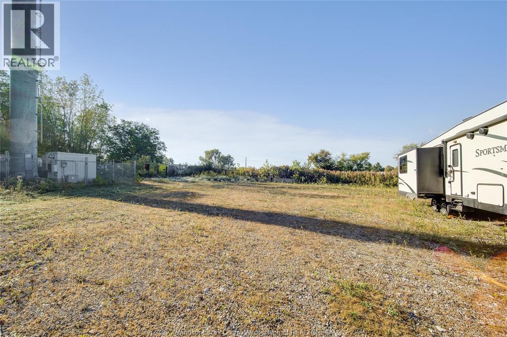 4027 Sandwich Street, Windsor, Ontario  N9C 1C3 - Photo 14 - 25024708