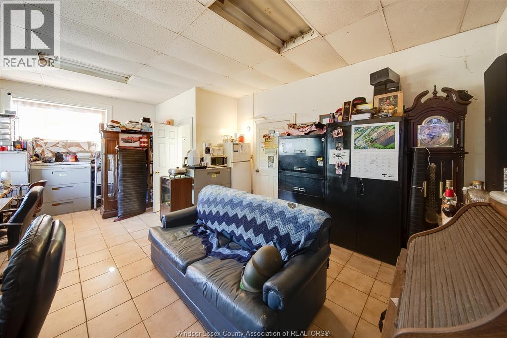 4027 Sandwich Street, Windsor, Ontario  N9C 1C3 - Photo 19 - 25024708