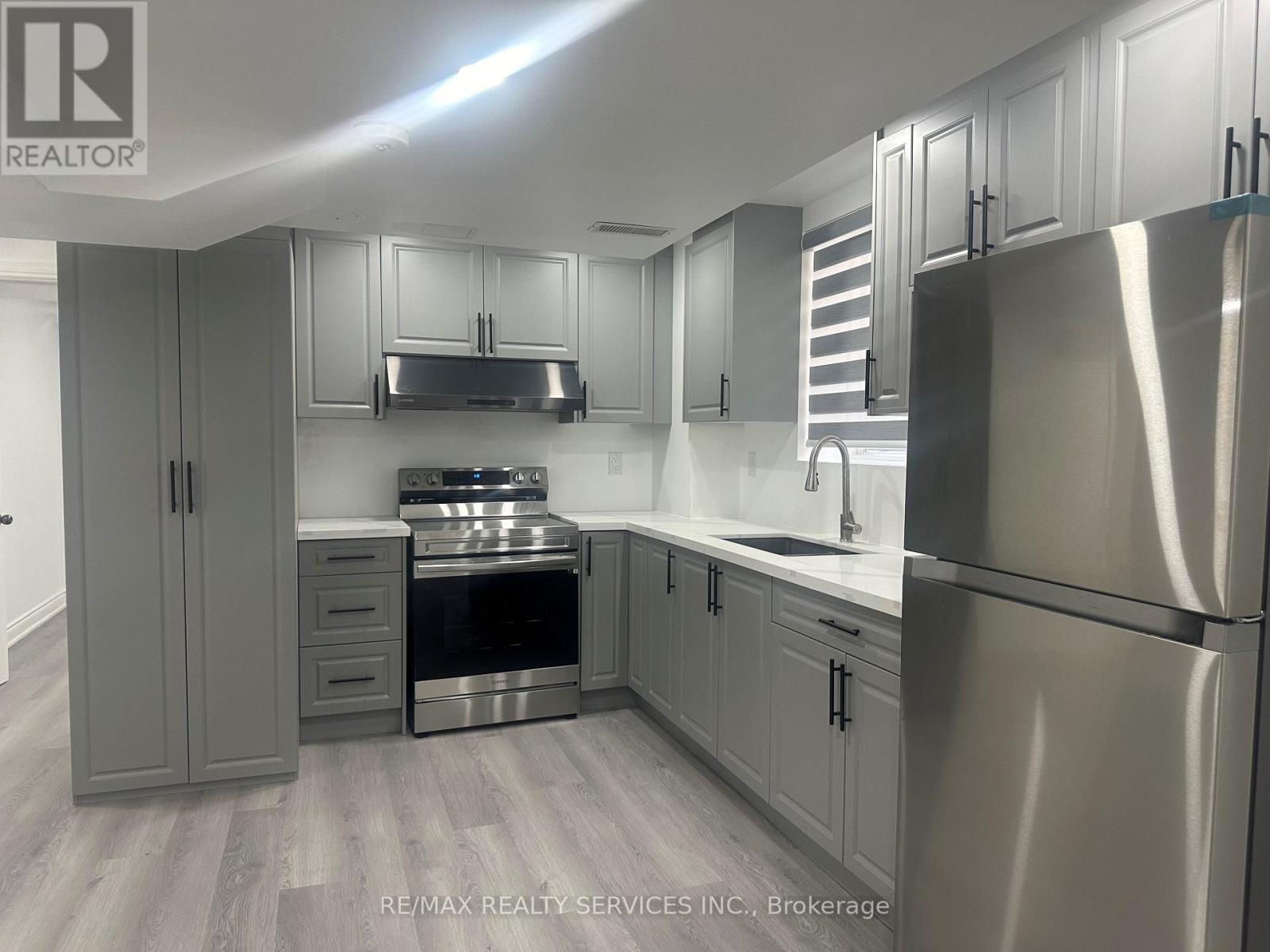 BASEMENT - 64 FALLSTAR CRESCENT, Brampton, Ontario