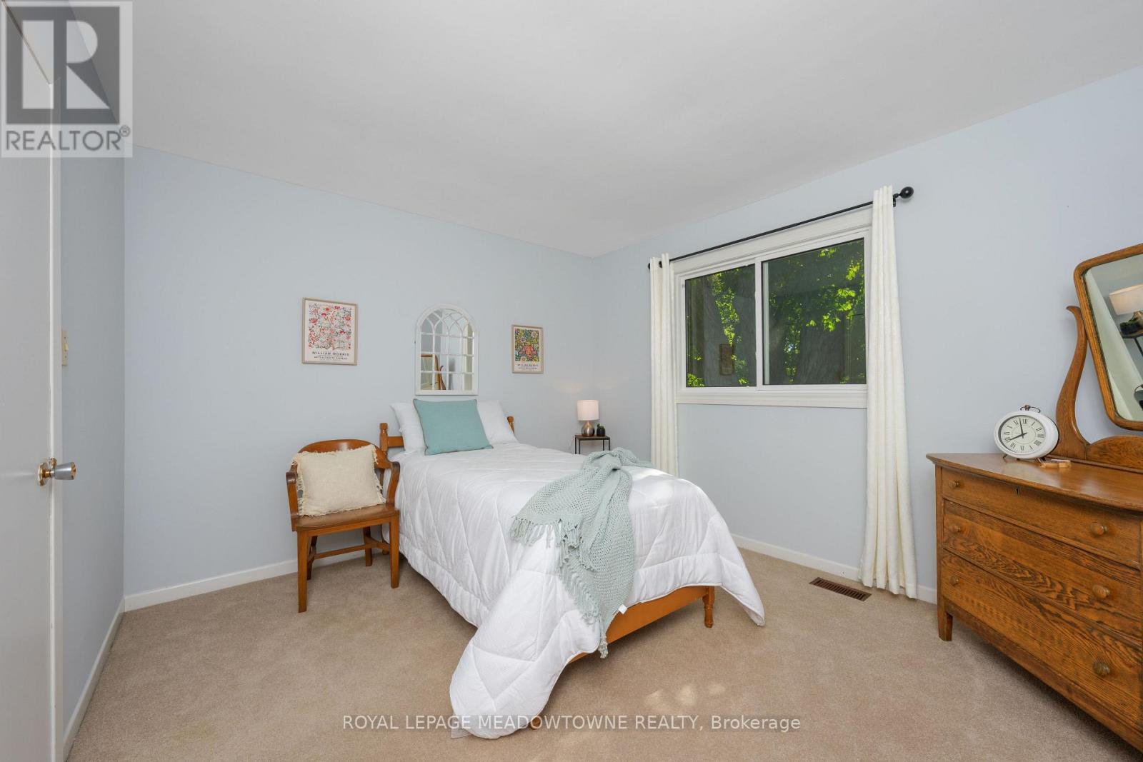 12826 Silvercreek Drive, Halton Hills, Ontario  L7G 4S4 - Photo 28 - W12485171