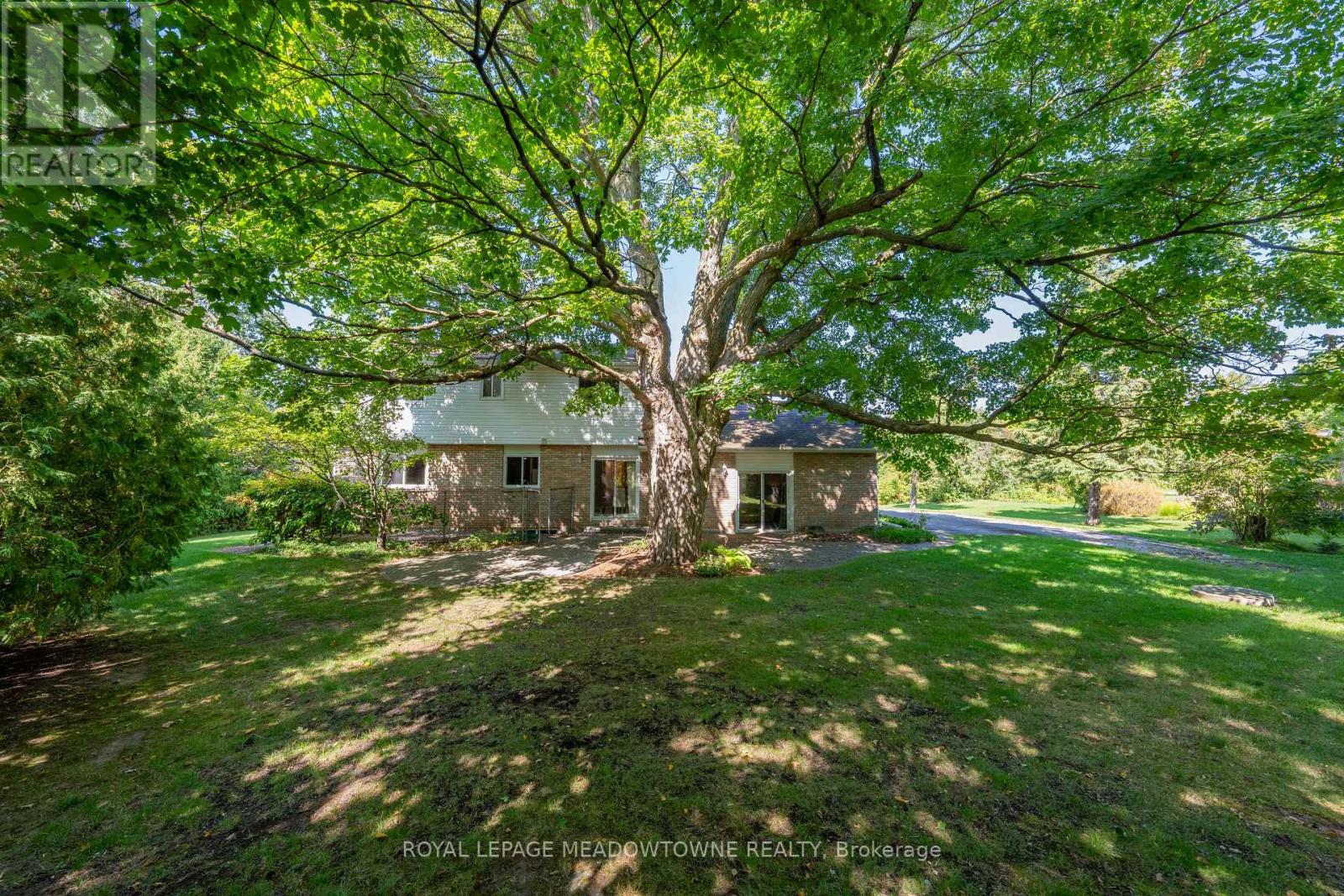 12826 Silvercreek Drive, Halton Hills, Ontario  L7G 4S4 - Photo 39 - W12485171