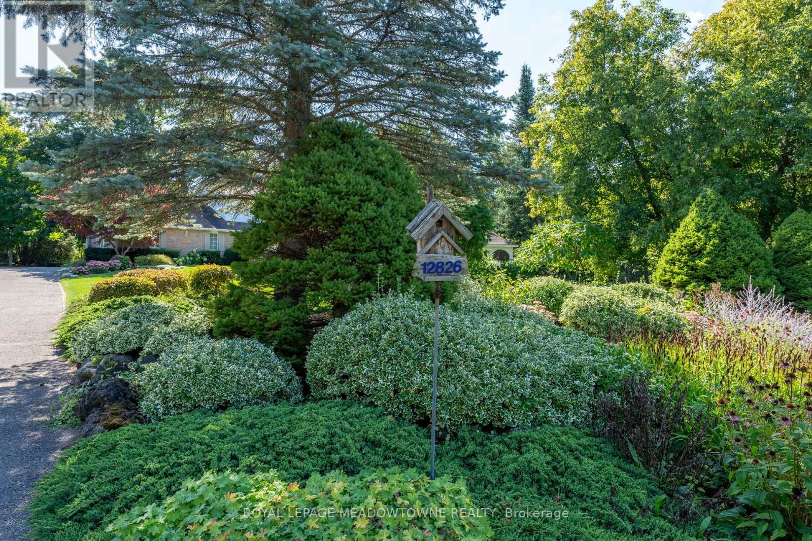 12826 Silvercreek Drive, Halton Hills, Ontario  L7G 4S4 - Photo 46 - W12485171