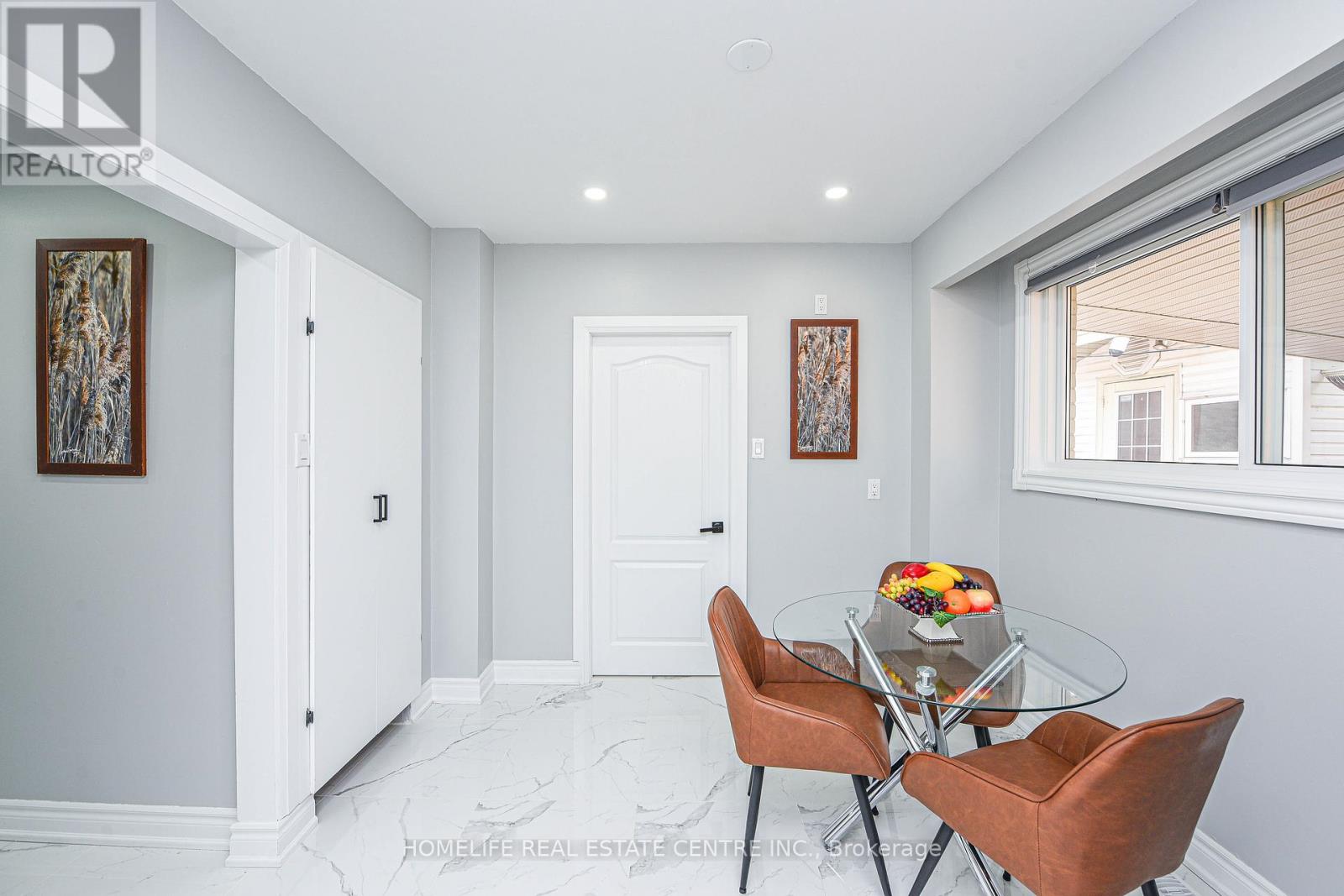 58 Wilton Drive, Brampton, Ontario  L6W 3A1 - Photo 17 - W12485175