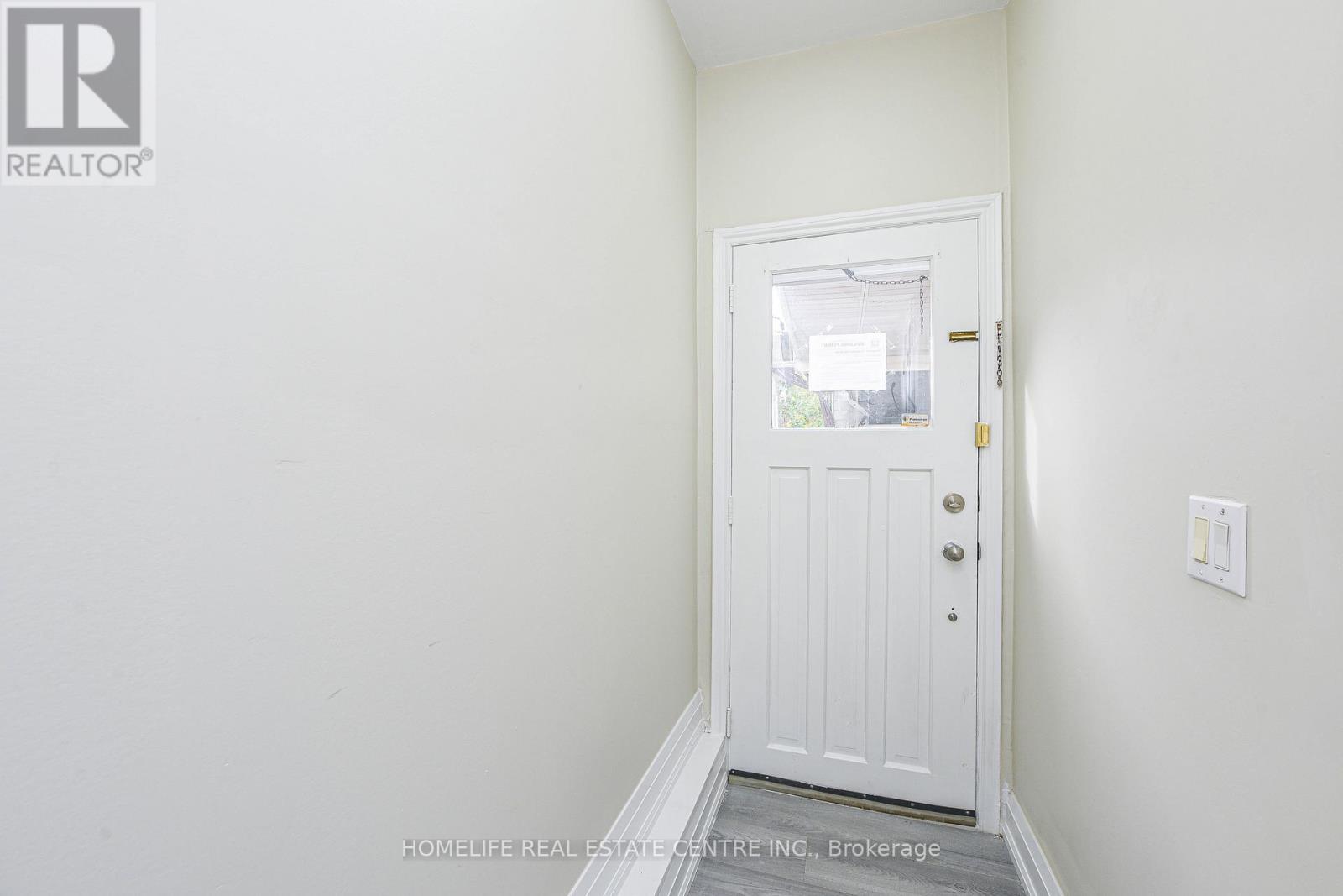 58 Wilton Drive, Brampton, Ontario  L6W 3A1 - Photo 34 - W12485175