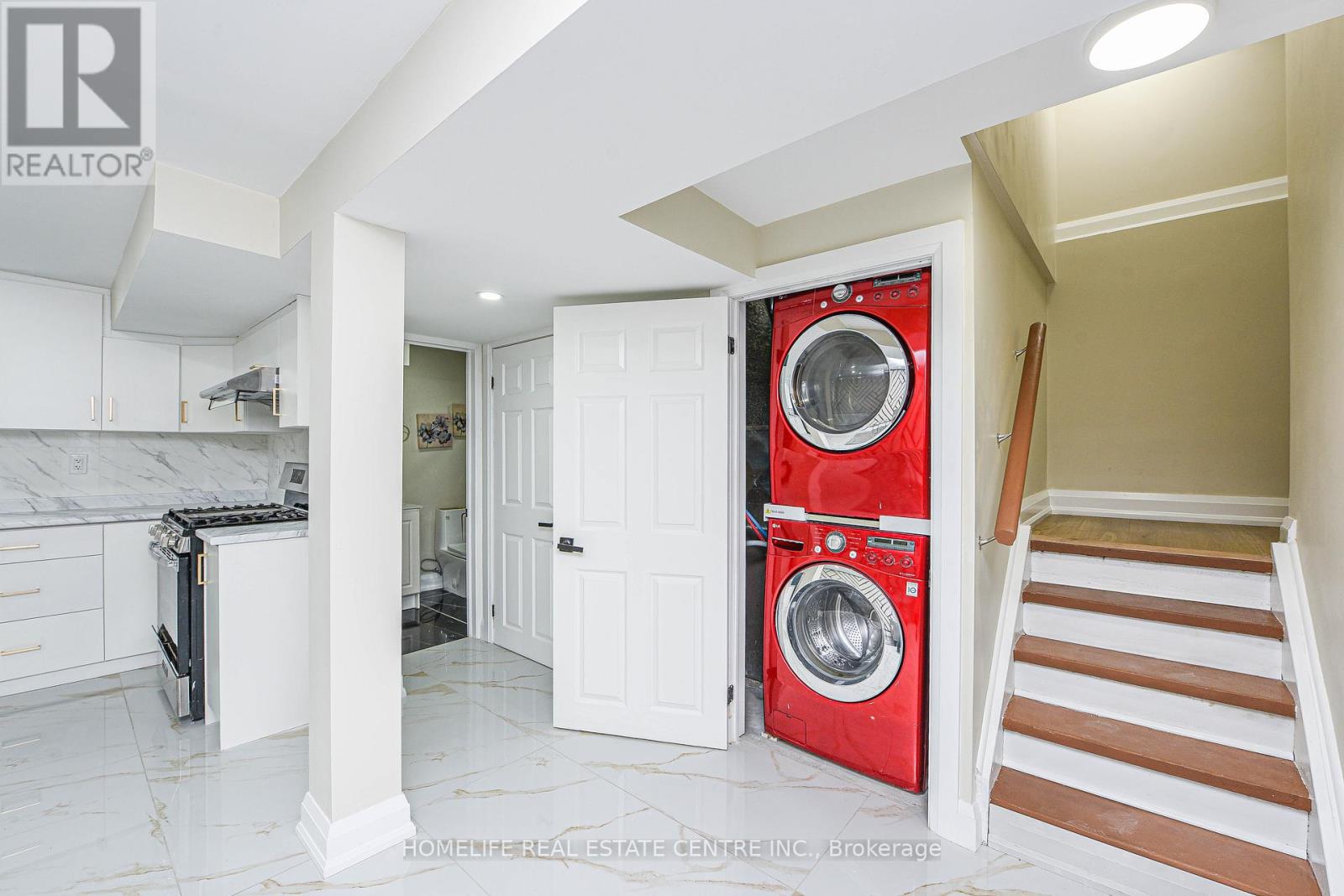 58 Wilton Drive, Brampton, Ontario  L6W 3A1 - Photo 42 - W12485175