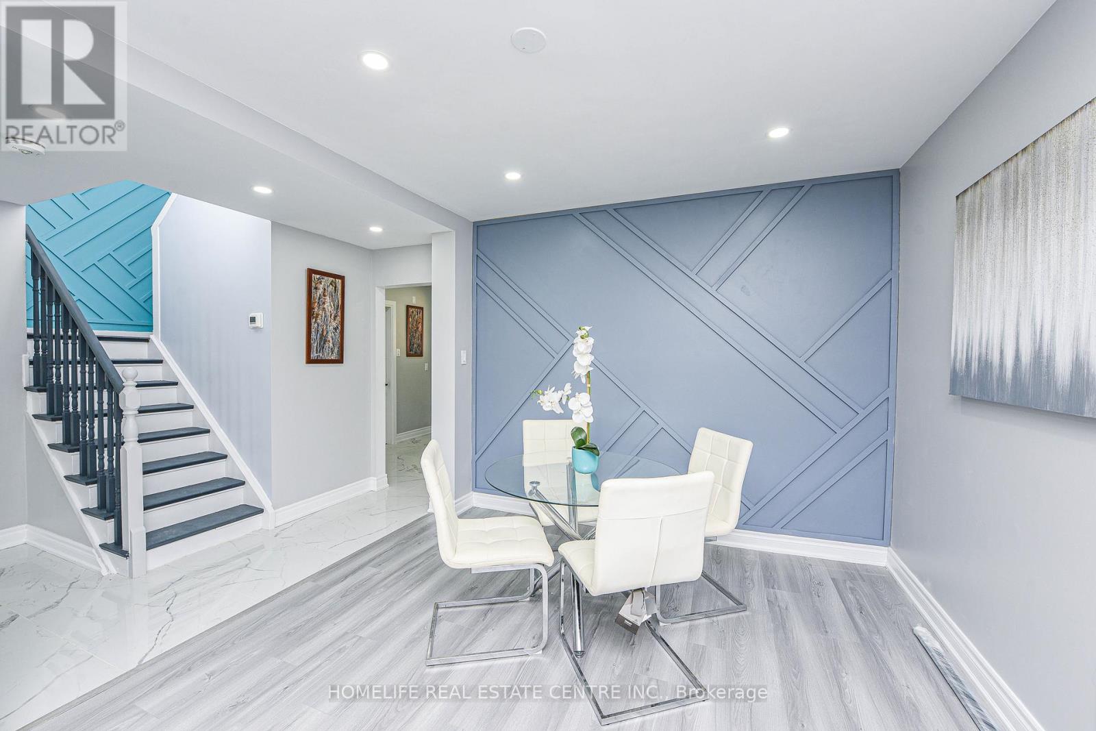 58 Wilton Drive, Brampton, Ontario  L6W 3A1 - Photo 7 - W12485175