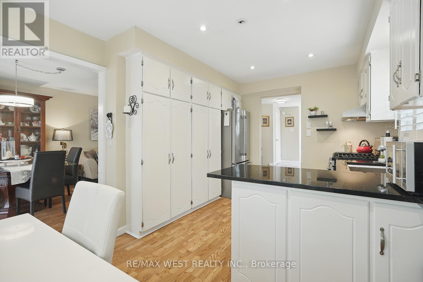 3060 Ilomar Court, Mississauga, Ontario  L5N 5B5 - Photo 19 - W12485181