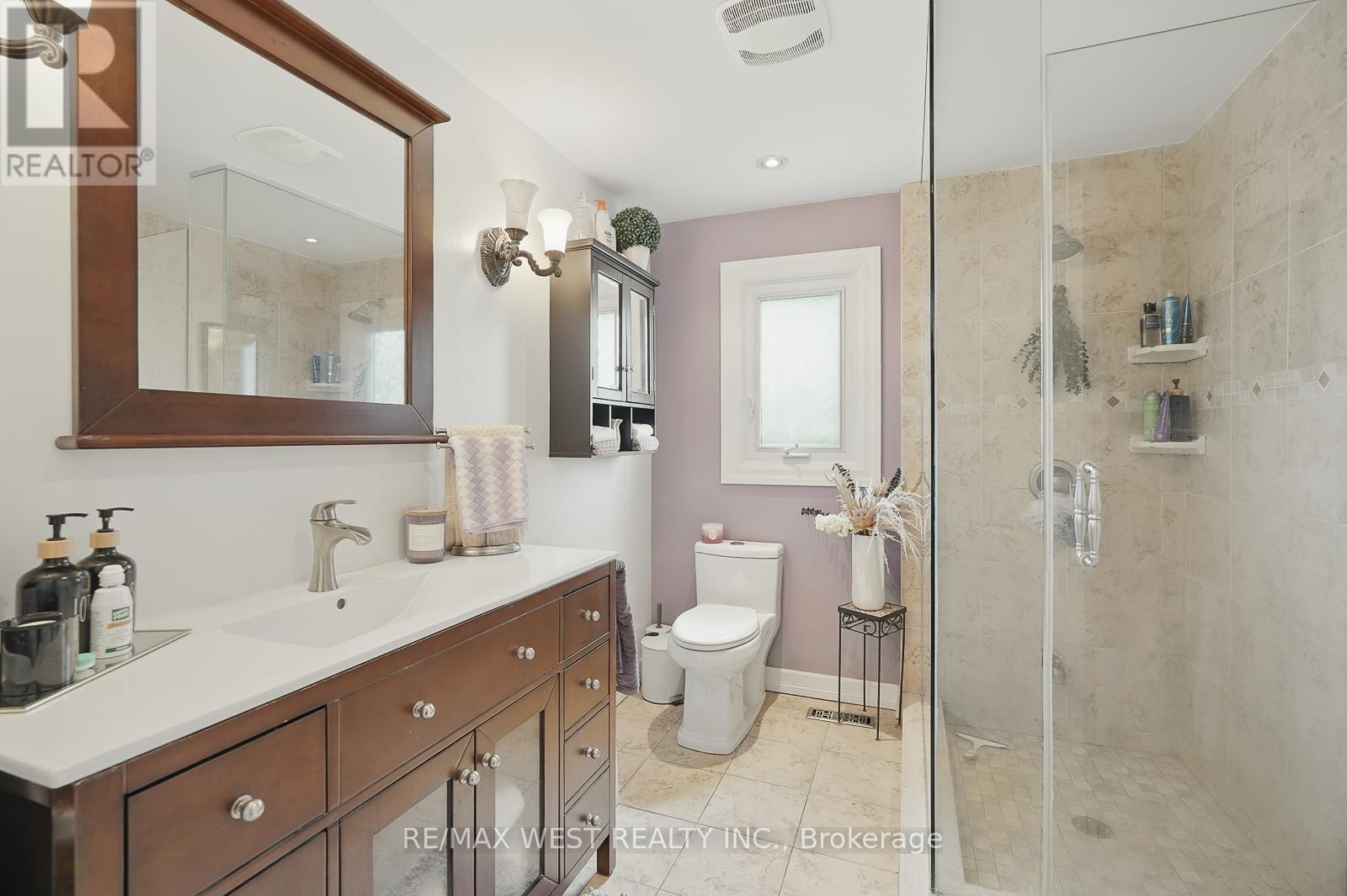 3060 Ilomar Court, Mississauga, Ontario  L5N 5B5 - Photo 25 - W12485181