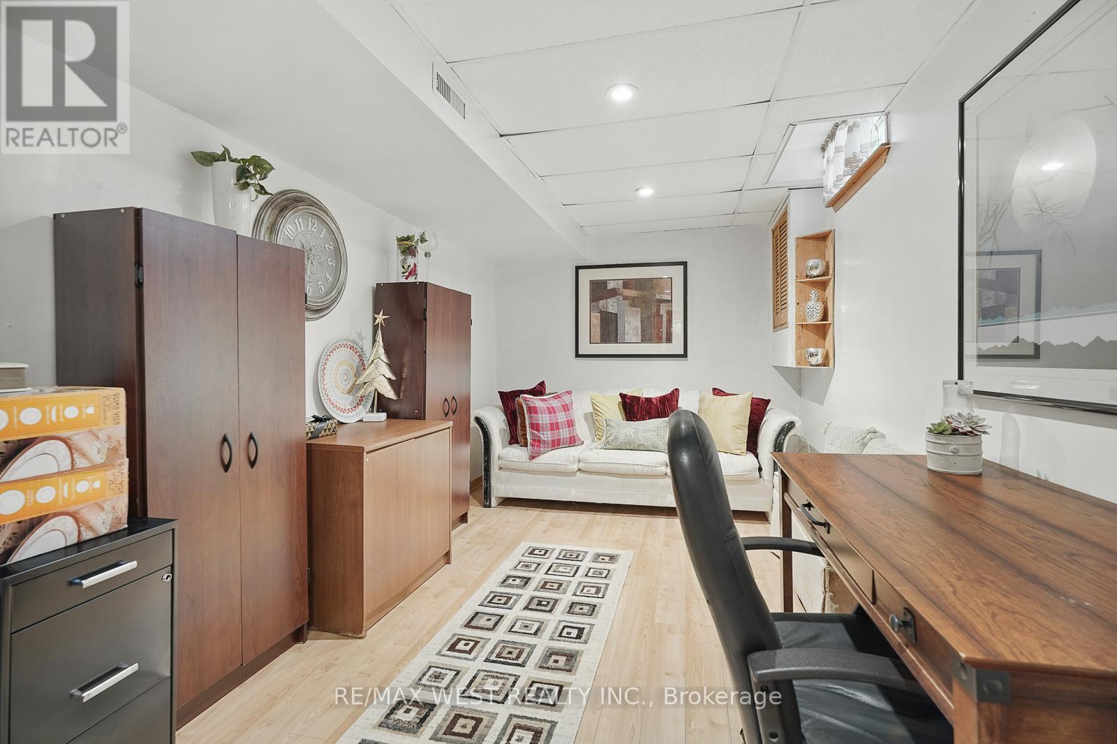 3060 Ilomar Court, Mississauga, Ontario  L5N 5B5 - Photo 34 - W12485181