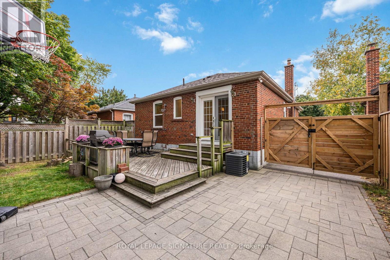 49 Westhead Road, Toronto, Ontario  M8W 4S2 - Photo 29 - W12485190