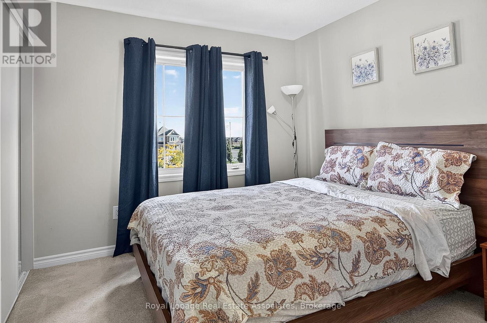 78 Hatt Court, Milton, Ontario  L9T 7K6 - Photo 6 - W12485193