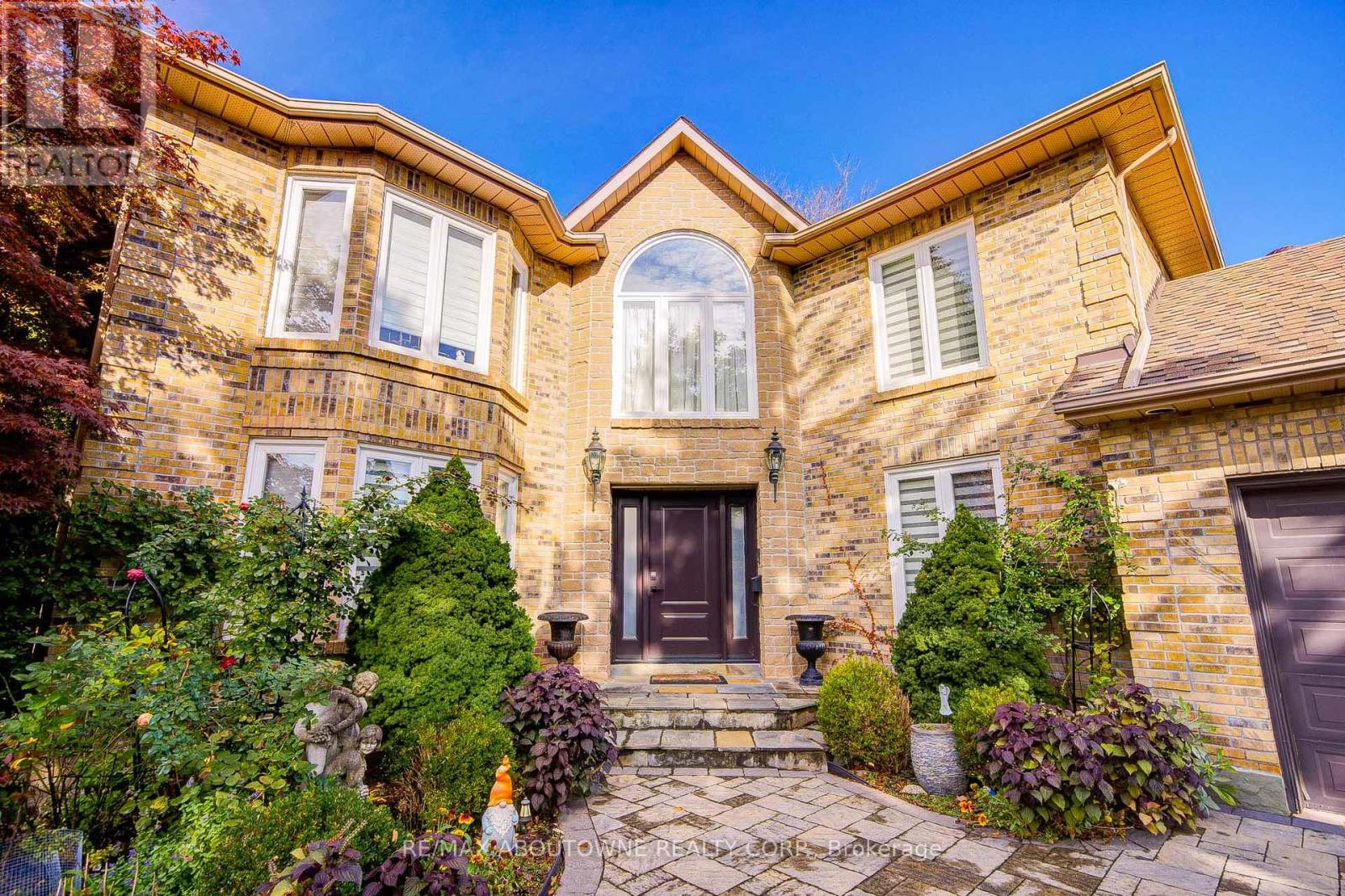 1248 Old Colony Road, Oakville, Ontario  L6M 1J8 - Photo 11 - W12485195