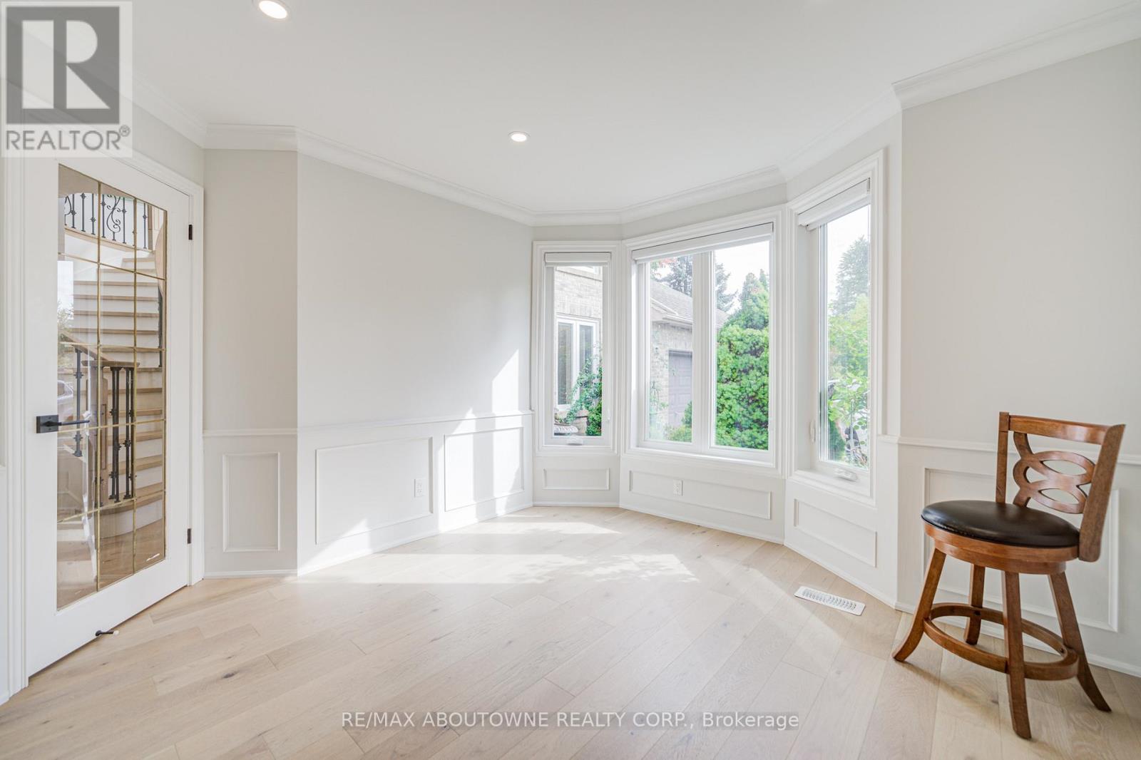 1248 Old Colony Road, Oakville, Ontario  L6M 1J8 - Photo 16 - W12485195