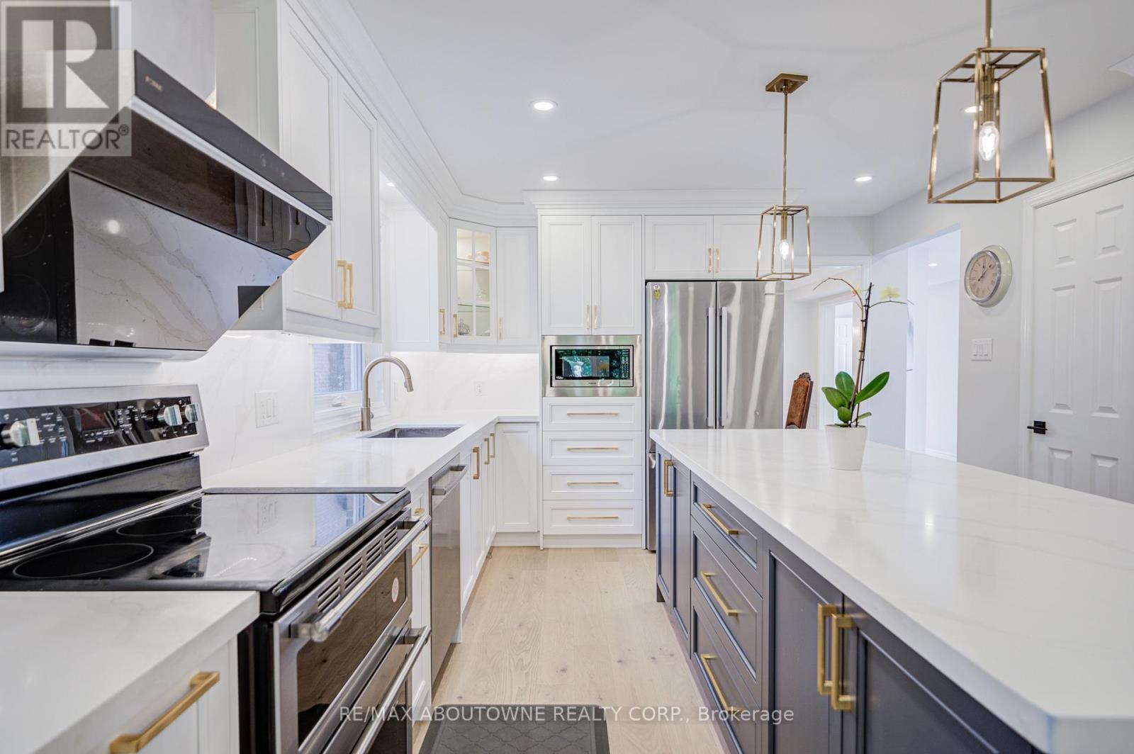 1248 Old Colony Road, Oakville, Ontario  L6M 1J8 - Photo 23 - W12485195