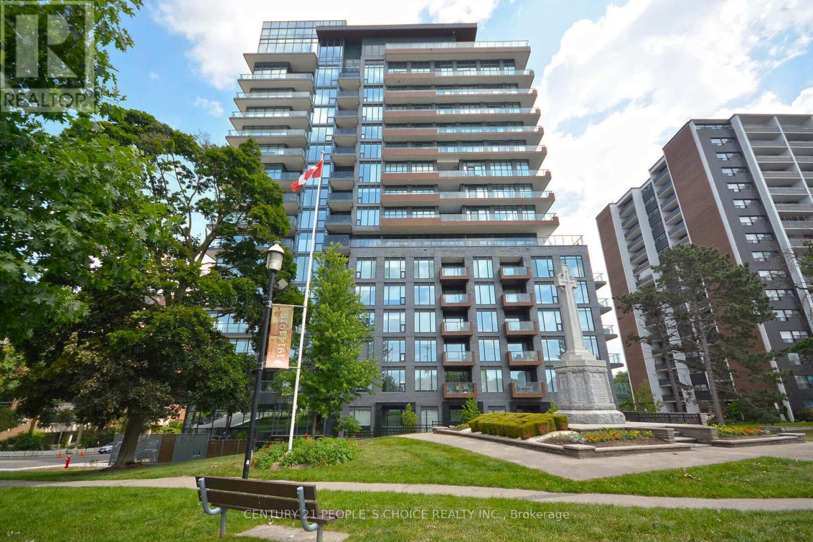 915 - 21 PARK STREET E, Mississauga, Ontario