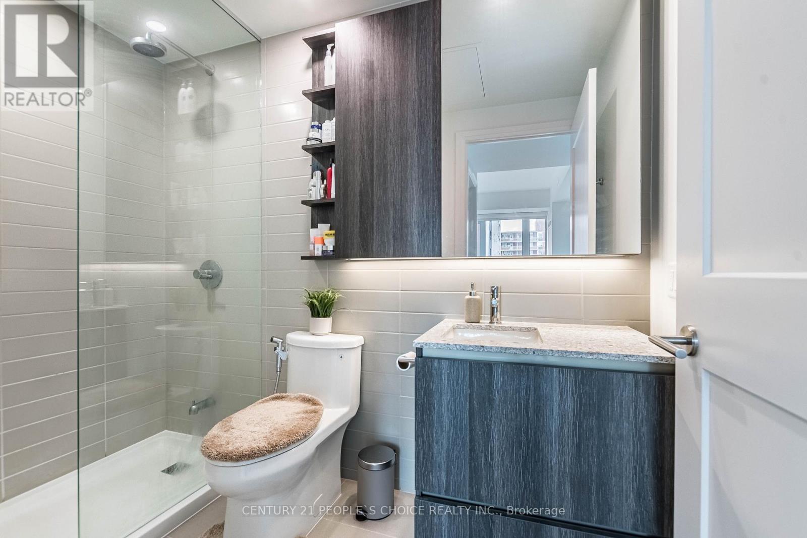 915 - 21 Park Street E, Mississauga, Ontario  L5G 0C2 - Photo 17 - W12485203