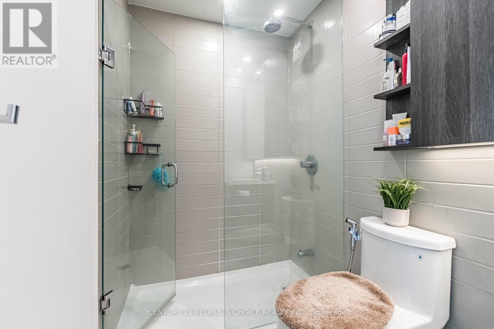 915 - 21 Park Street E, Mississauga, Ontario  L5G 0C2 - Photo 18 - W12485203