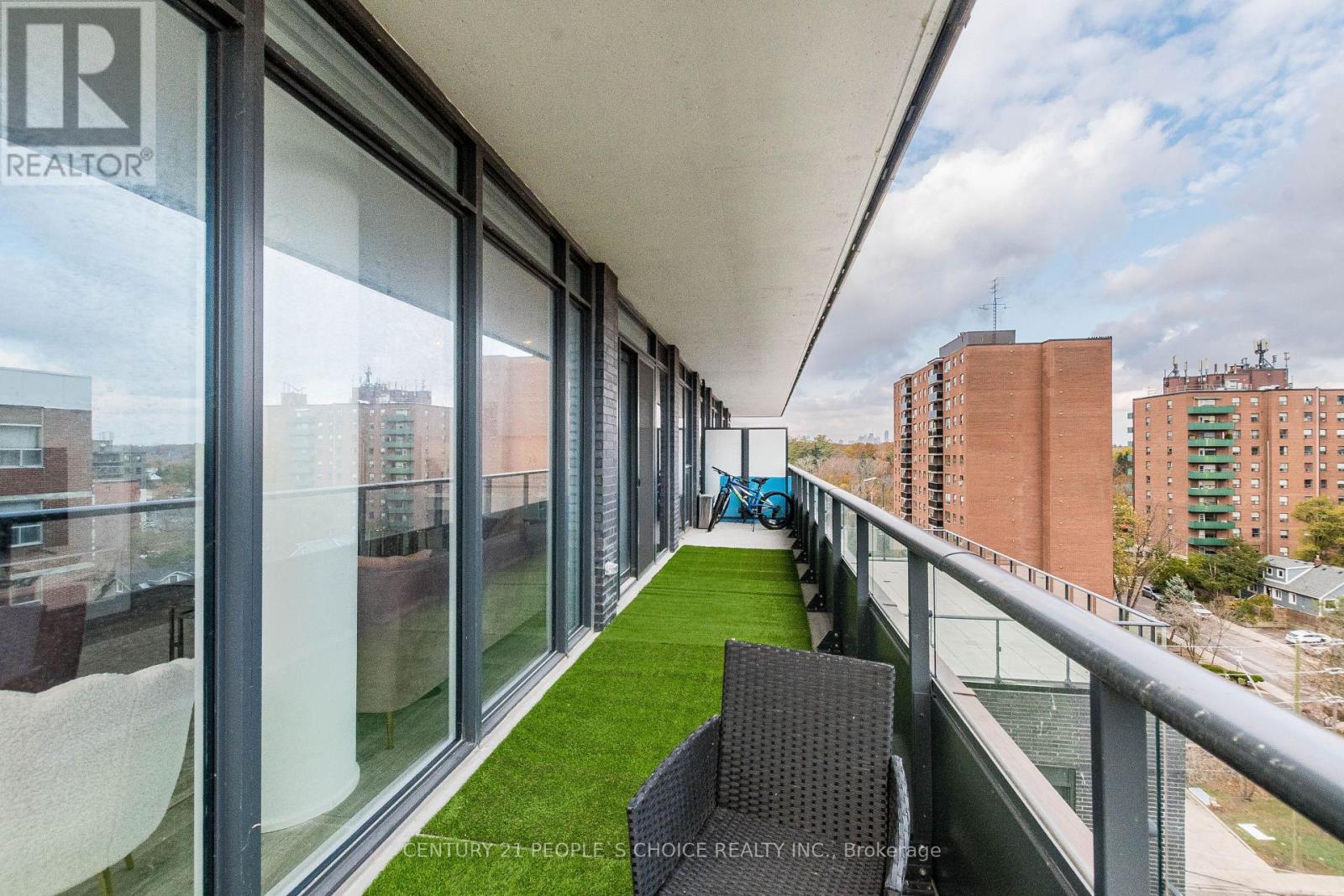 915 - 21 Park Street E, Mississauga, Ontario  L5G 0C2 - Photo 26 - W12485203