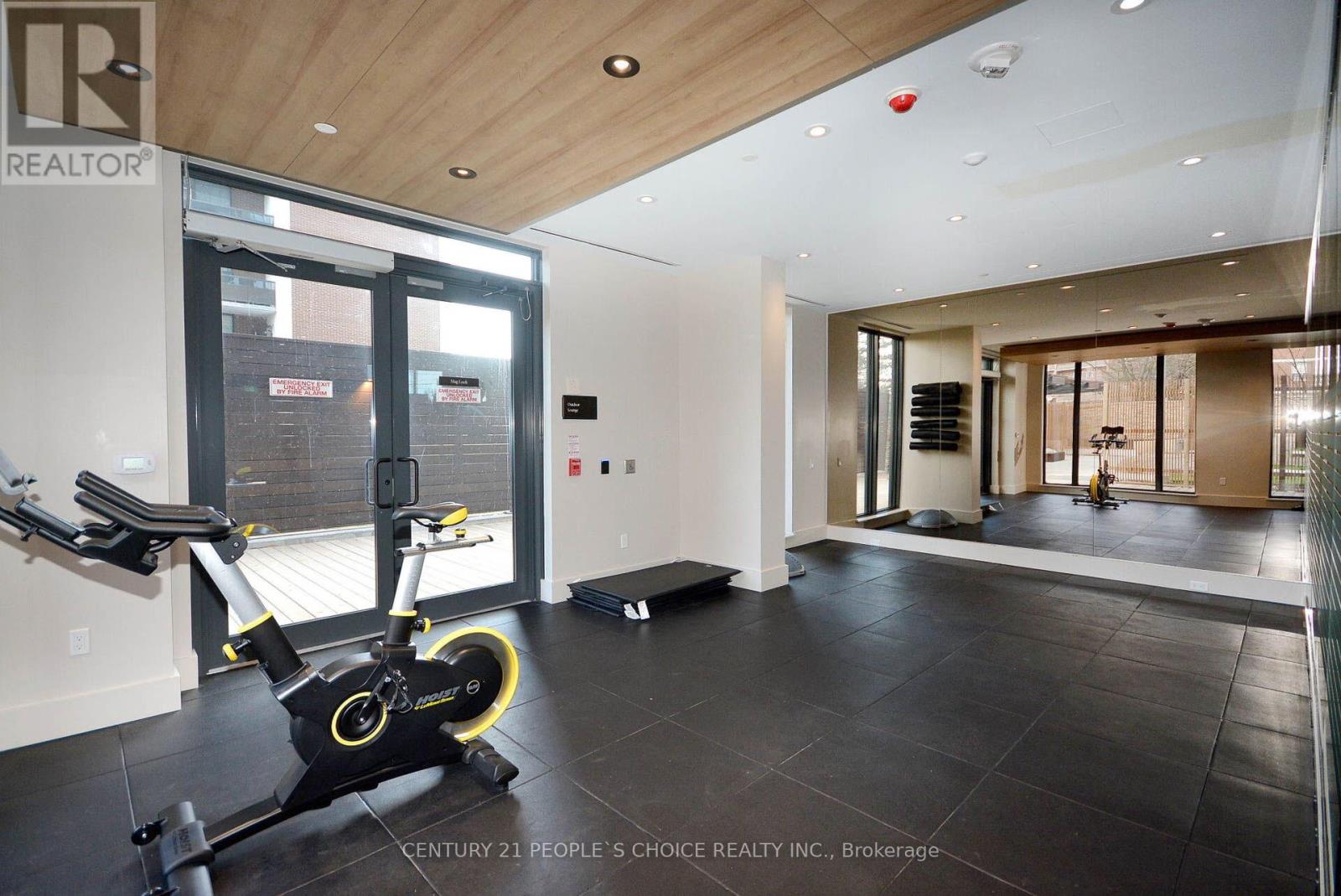 915 - 21 Park Street E, Mississauga, Ontario  L5G 0C2 - Photo 31 - W12485203