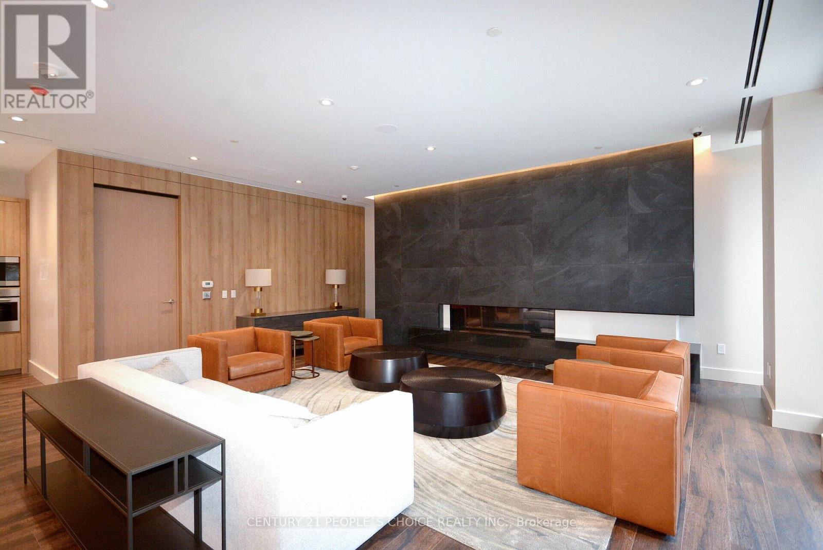 915 - 21 Park Street E, Mississauga, Ontario  L5G 0C2 - Photo 34 - W12485203