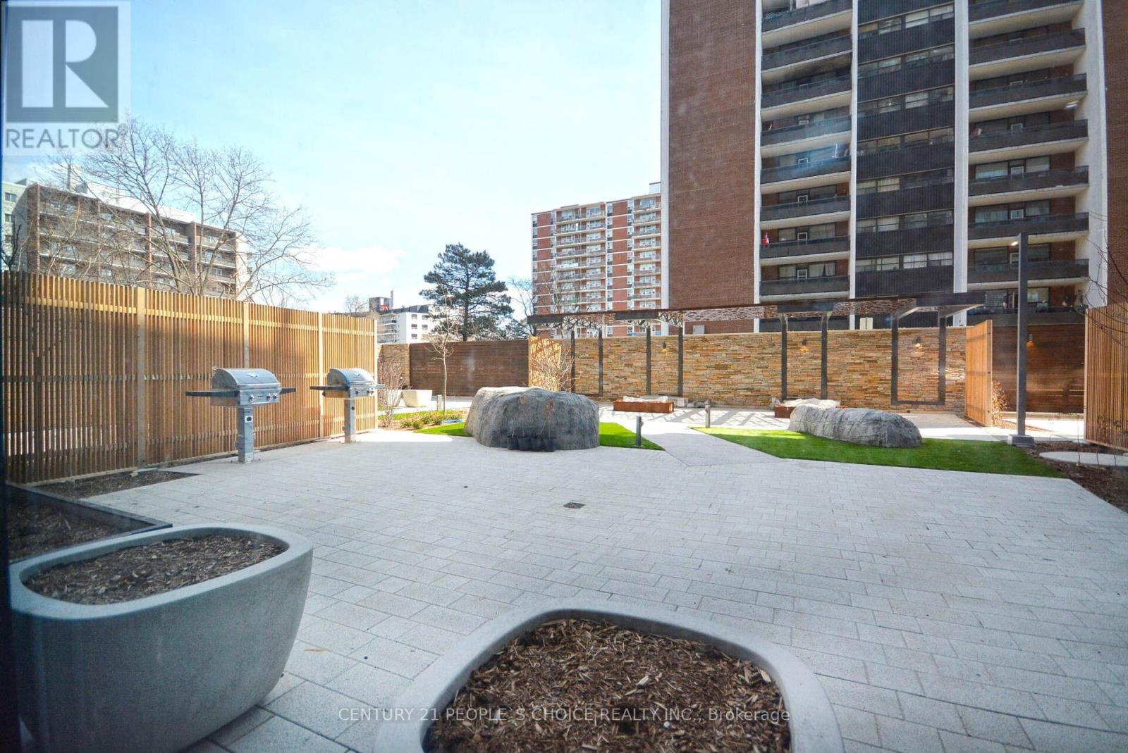 915 - 21 Park Street E, Mississauga, Ontario  L5G 0C2 - Photo 37 - W12485203