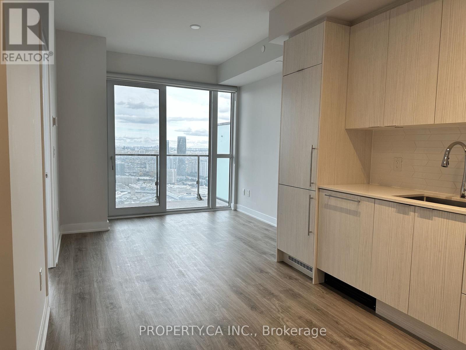 4002 - 430 Square One Drive, Mississauga, Ontario  L5B 0L6 - Photo 4 - W12485206