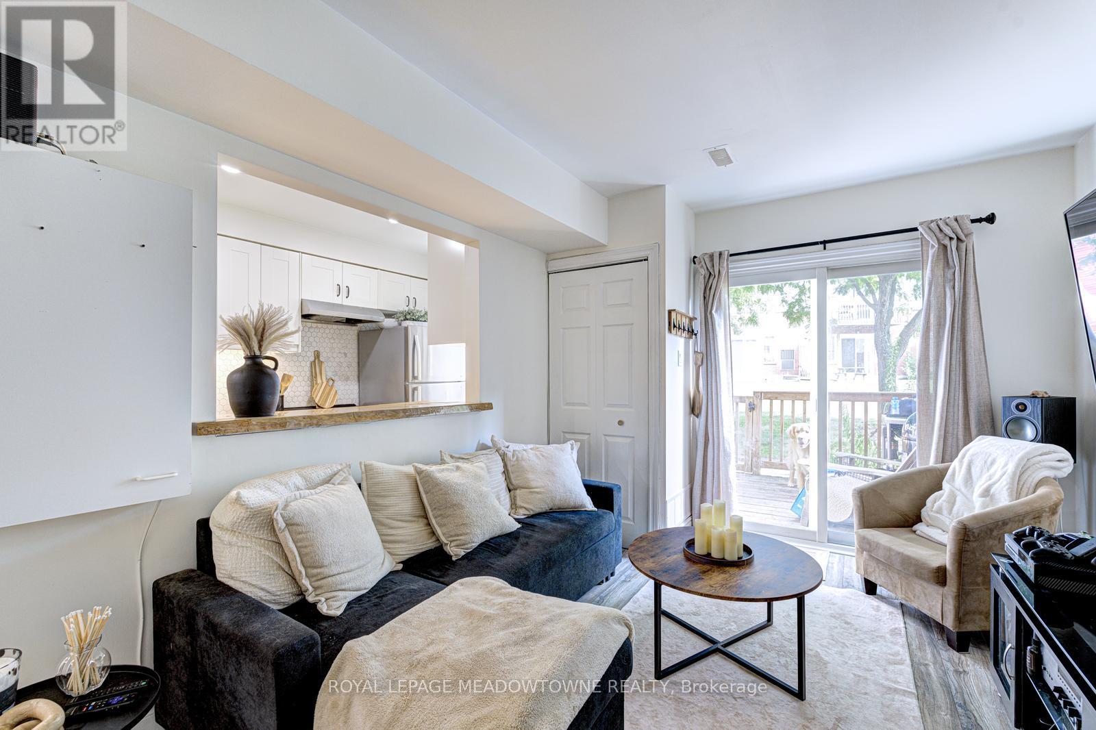 64 - 64 Stewart Maclaren Road, Halton Hills, Ontario  L7G 5L9 - Photo 12 - W12485211