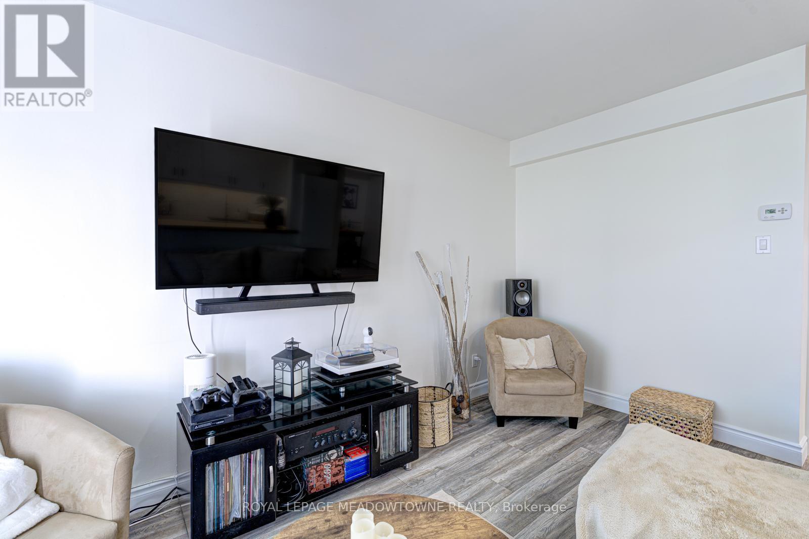 64 - 64 Stewart Maclaren Road, Halton Hills, Ontario  L7G 5L9 - Photo 14 - W12485211