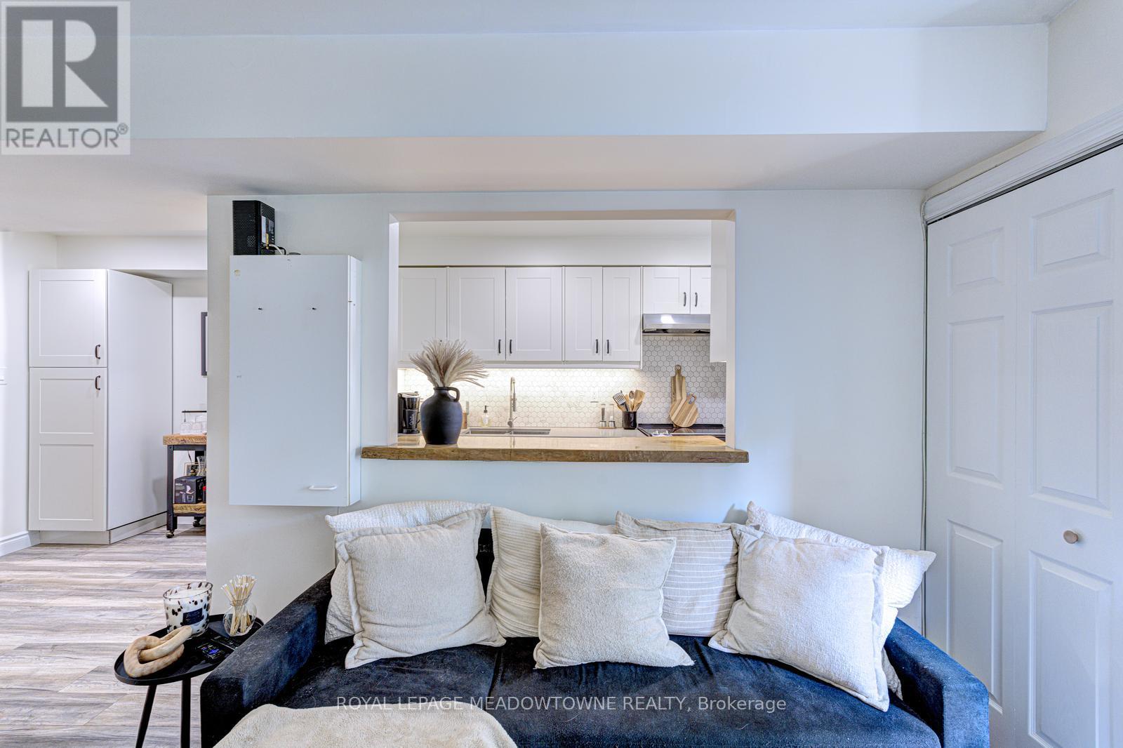 64 - 64 Stewart Maclaren Road, Halton Hills, Ontario  L7G 5L9 - Photo 15 - W12485211