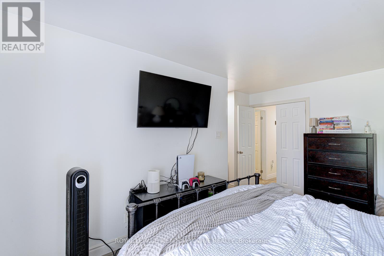 64 - 64 Stewart Maclaren Road, Halton Hills, Ontario  L7G 5L9 - Photo 27 - W12485211