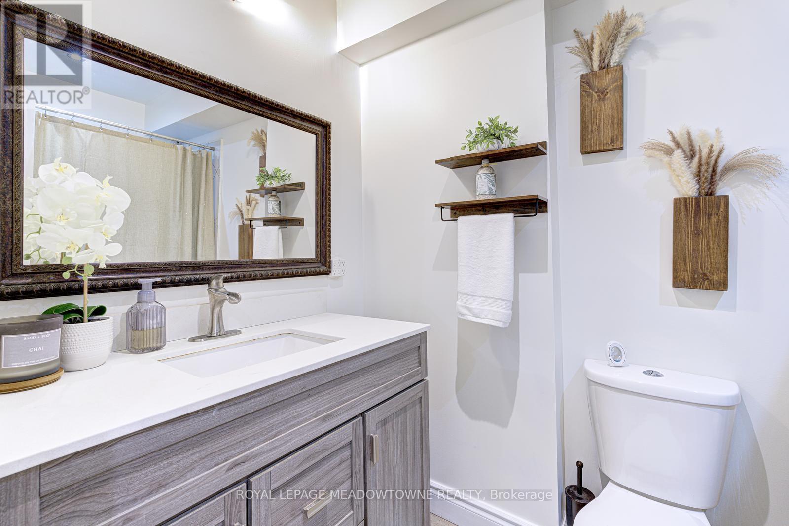 64 - 64 Stewart Maclaren Road, Halton Hills, Ontario  L7G 5L9 - Photo 34 - W12485211