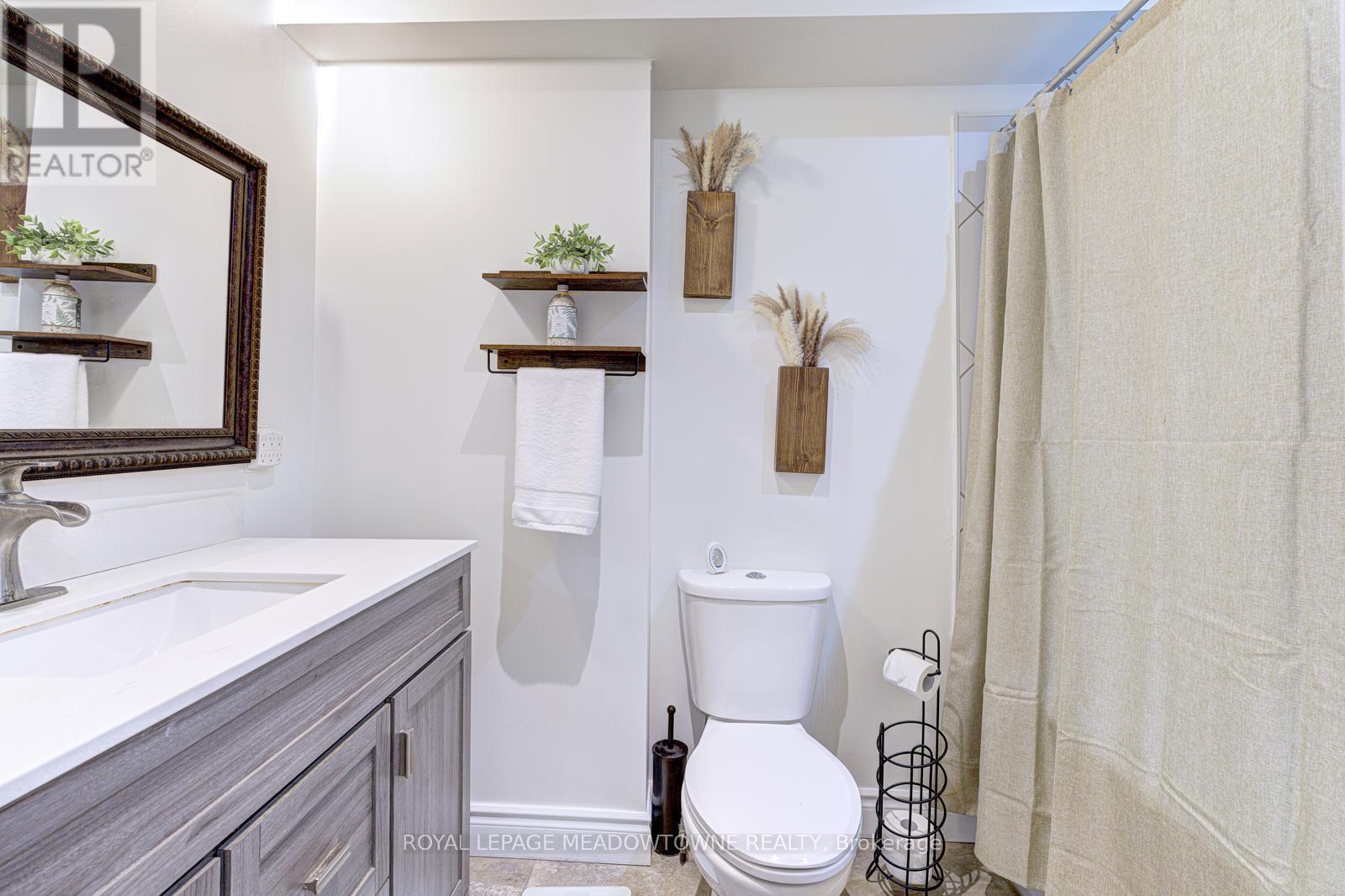 64 - 64 Stewart Maclaren Road, Halton Hills, Ontario  L7G 5L9 - Photo 35 - W12485211