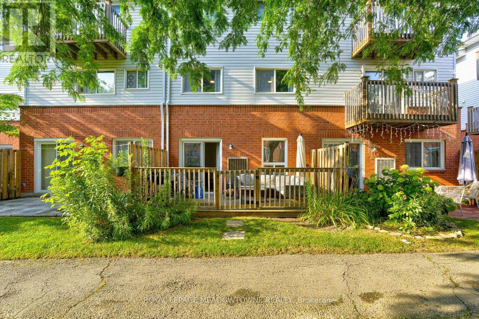 64 - 64 Stewart Maclaren Road, Halton Hills, Ontario  L7G 5L9 - Photo 36 - W12485211