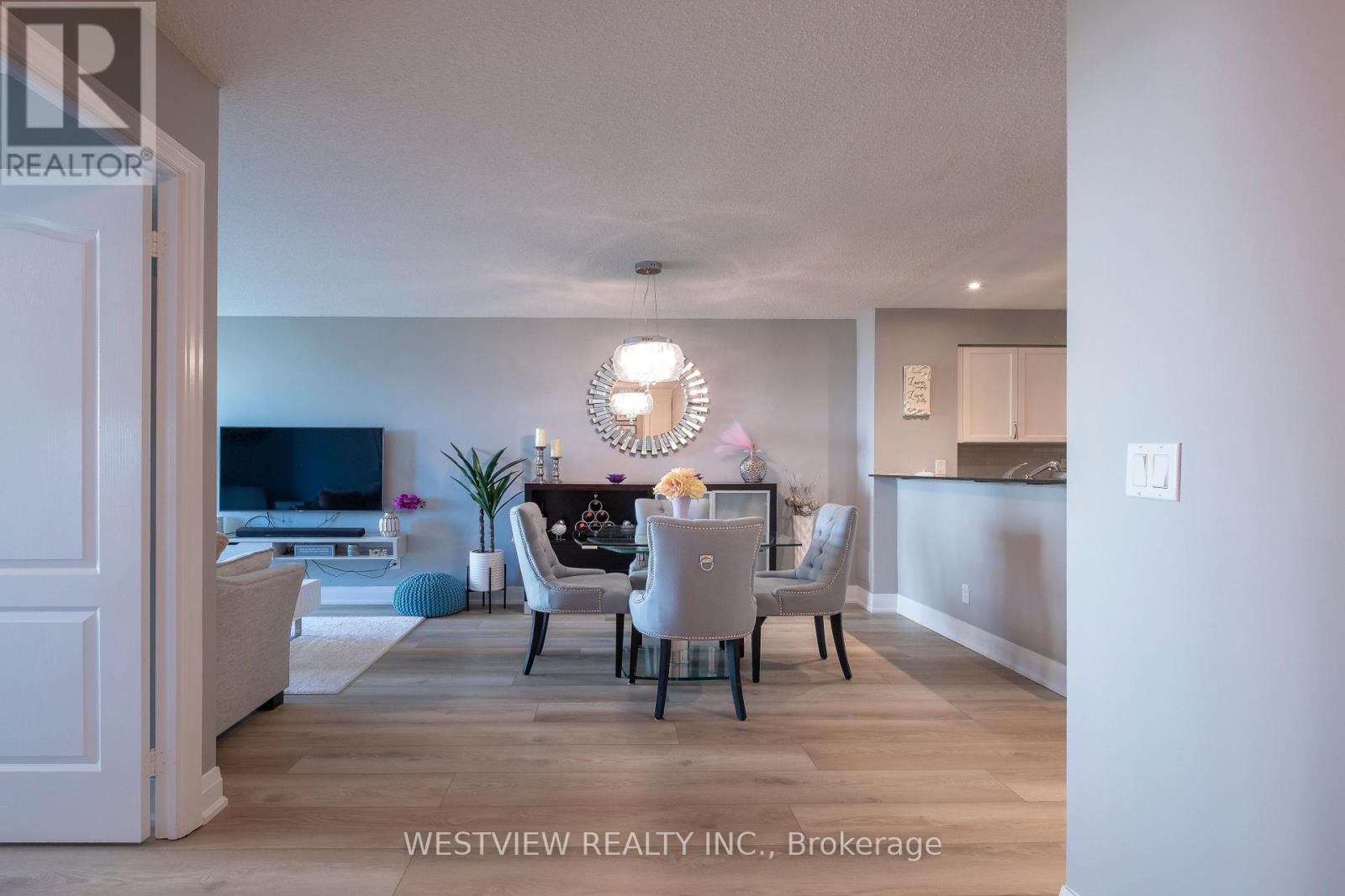 413 - 2119 Lake Shore Boulevard W, Toronto, Ontario  M8V 4E8 - Photo 20 - W12485222