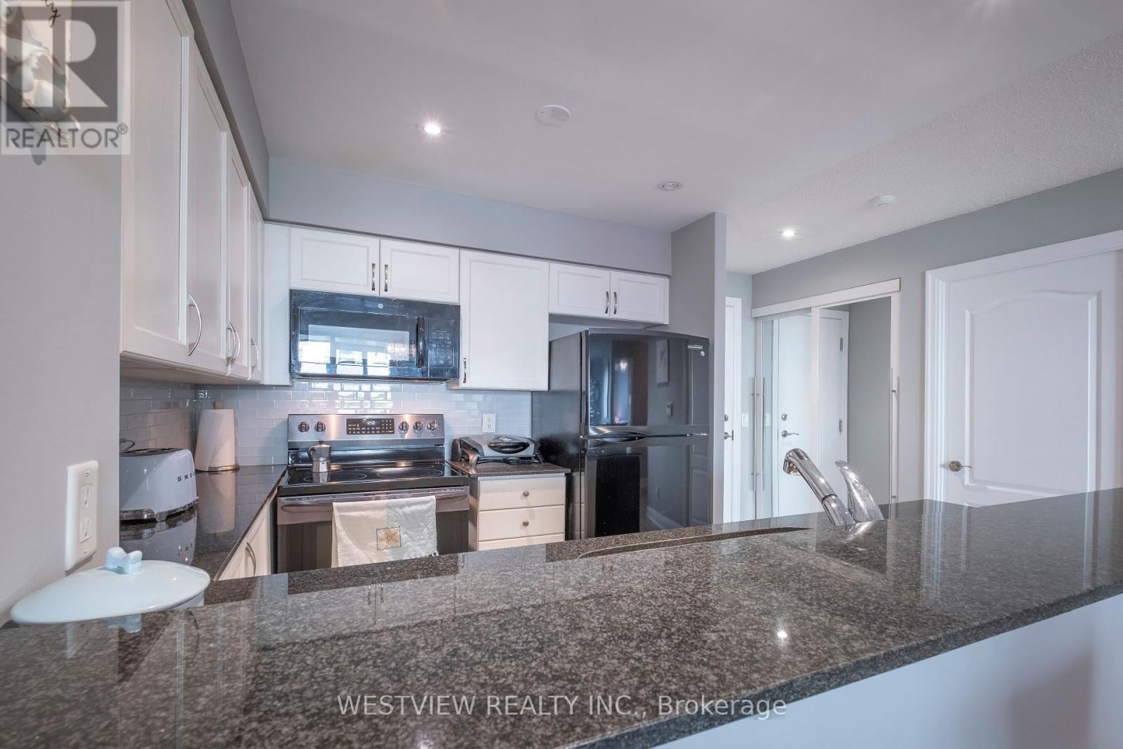 413 - 2119 Lake Shore Boulevard W, Toronto, Ontario  M8V 4E8 - Photo 25 - W12485222